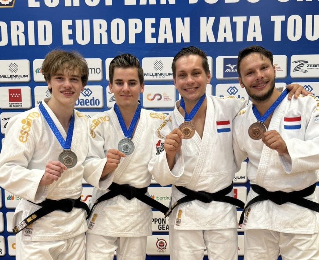 bb5548dd-6362-456c-9dc7-fcf2b73627a4