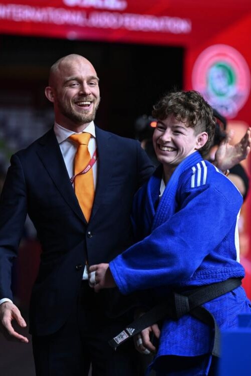 BronzeKg57RUS-NED1-1764346983-1764346983